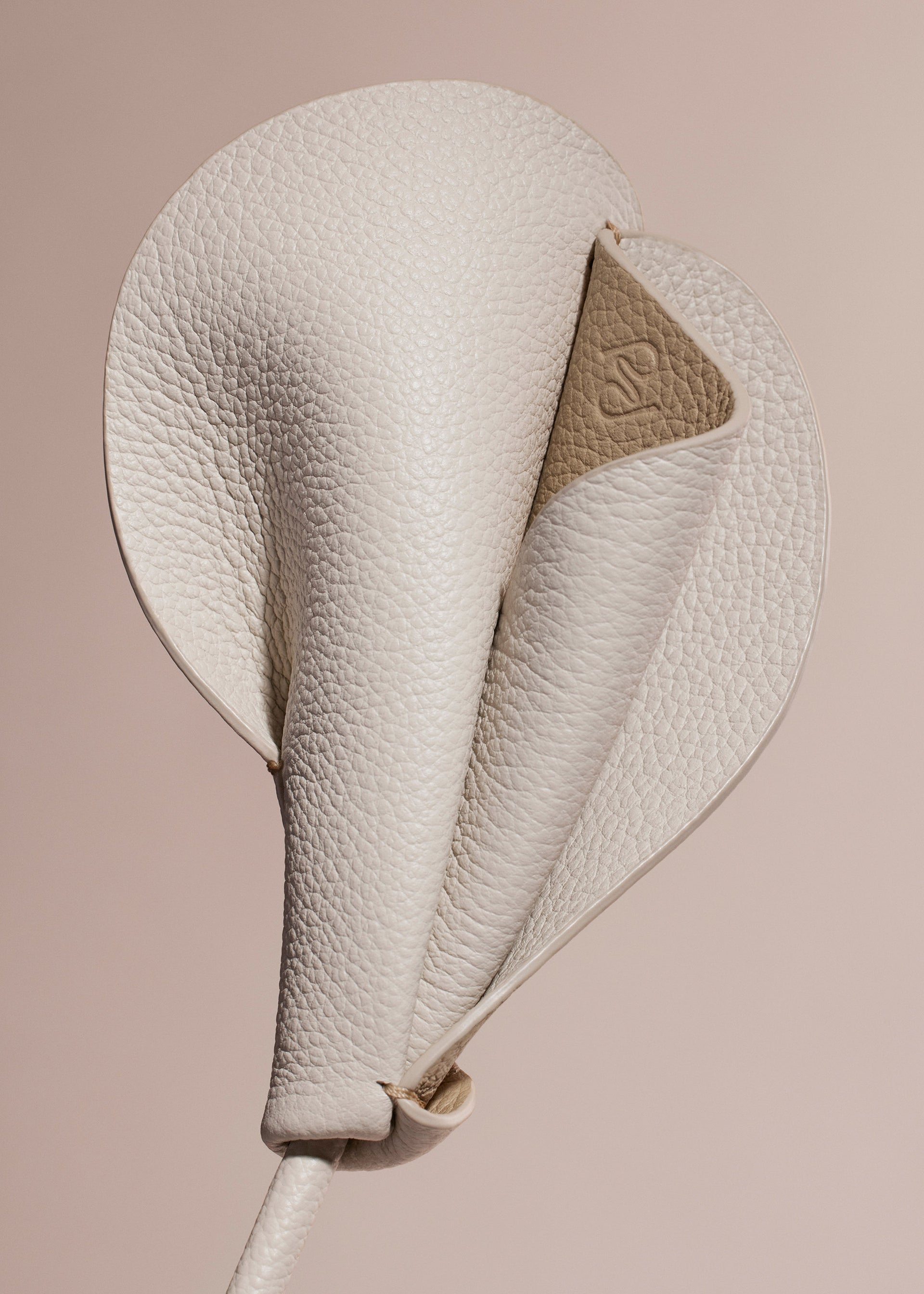 フラワー Pili - デュオ チョーク