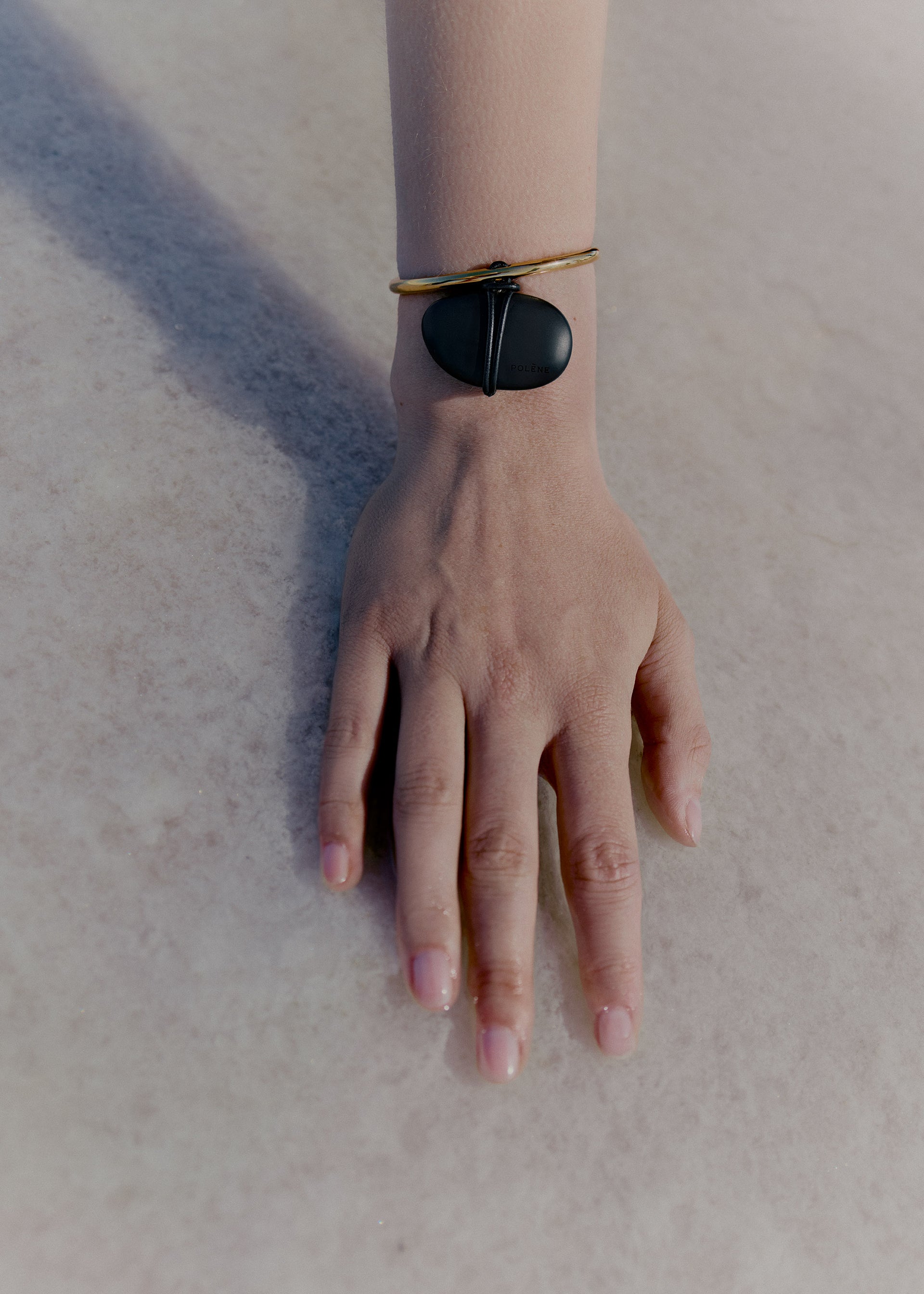 Téré バングル - ブラックマーブル