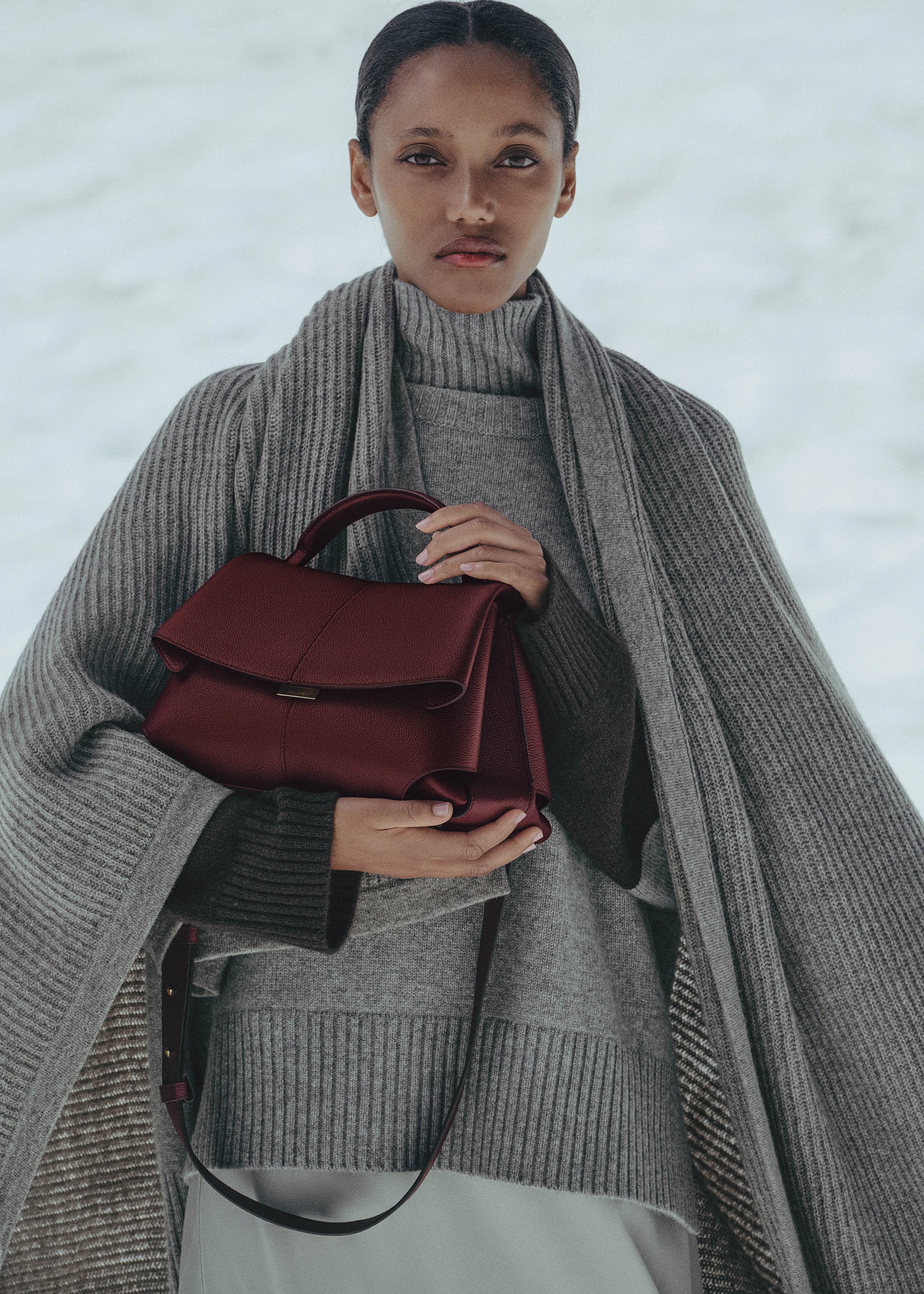 Mokki - ダークチェリー テクスチャード