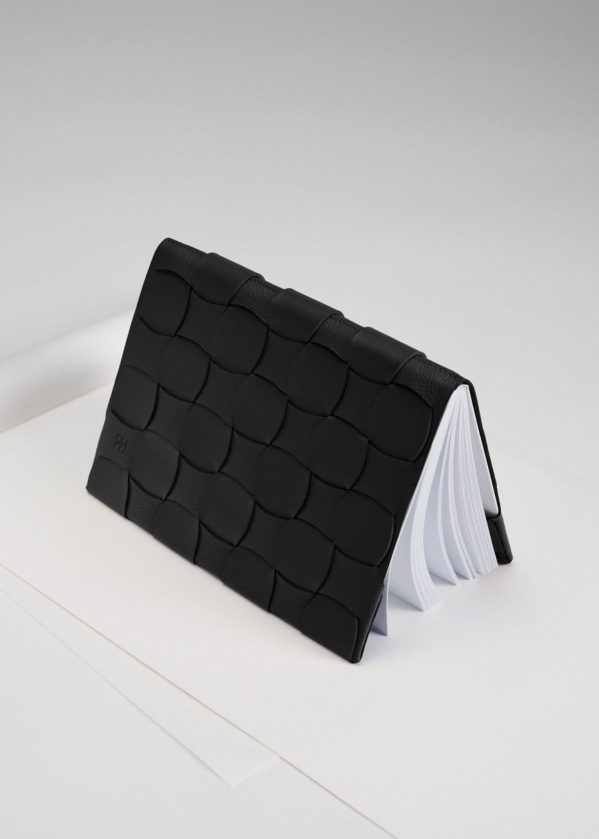 Neiti A5 カバー付きノート - ブラック