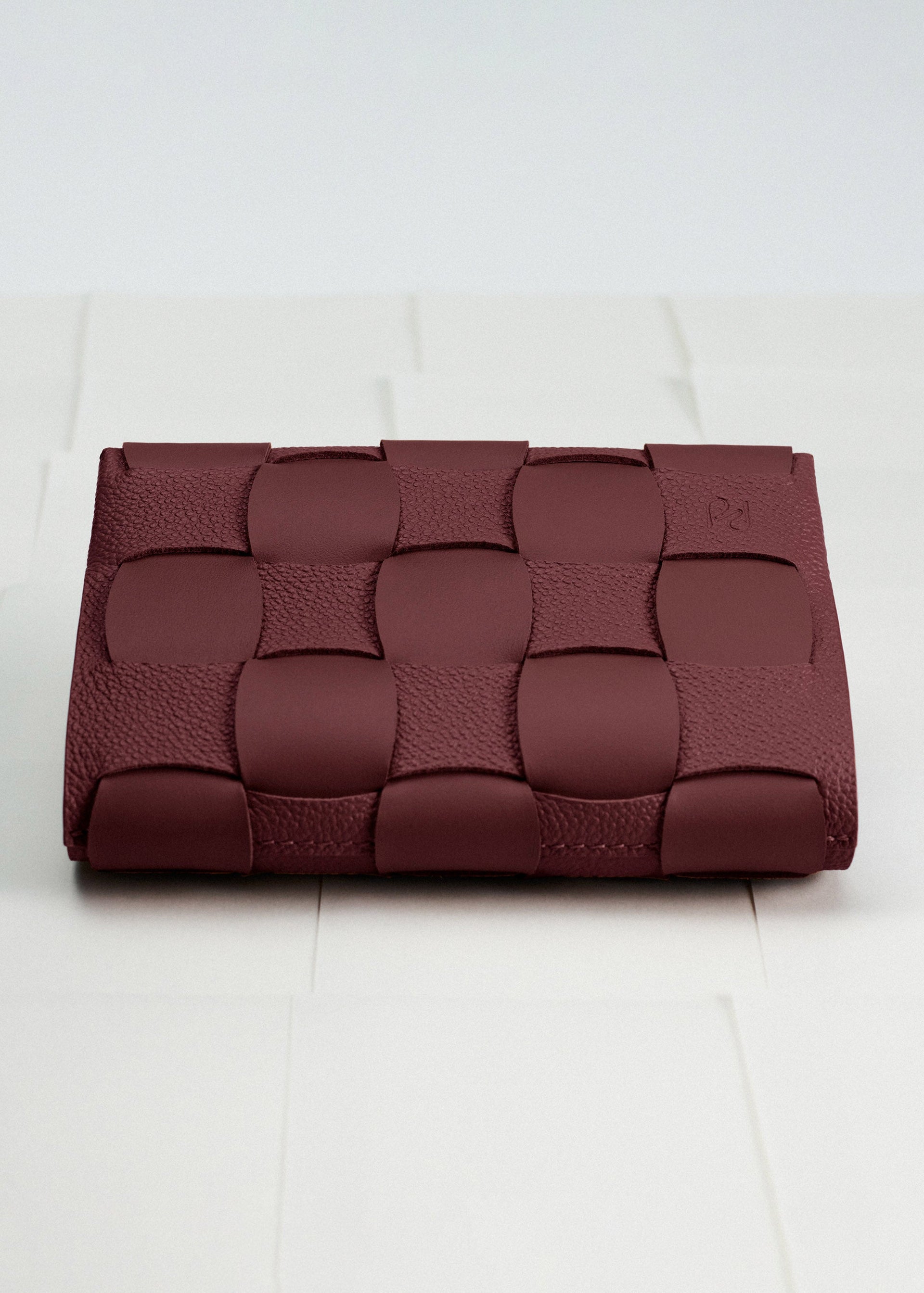 Neiti A6 カバー付きノート - ダークチェリー