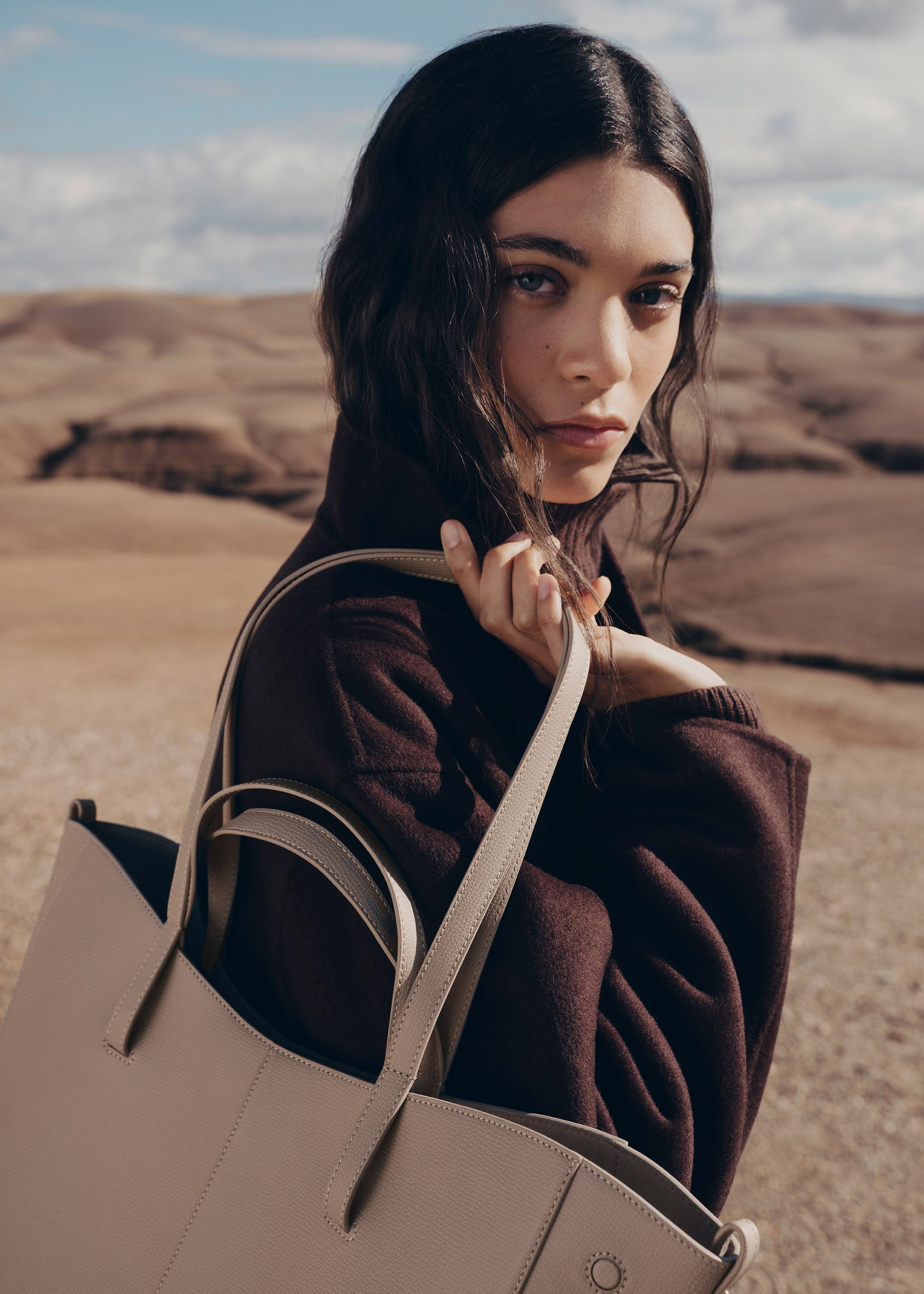 Polène | バッグ - Cyme Tote - テクスチャード トープ – Polène JP