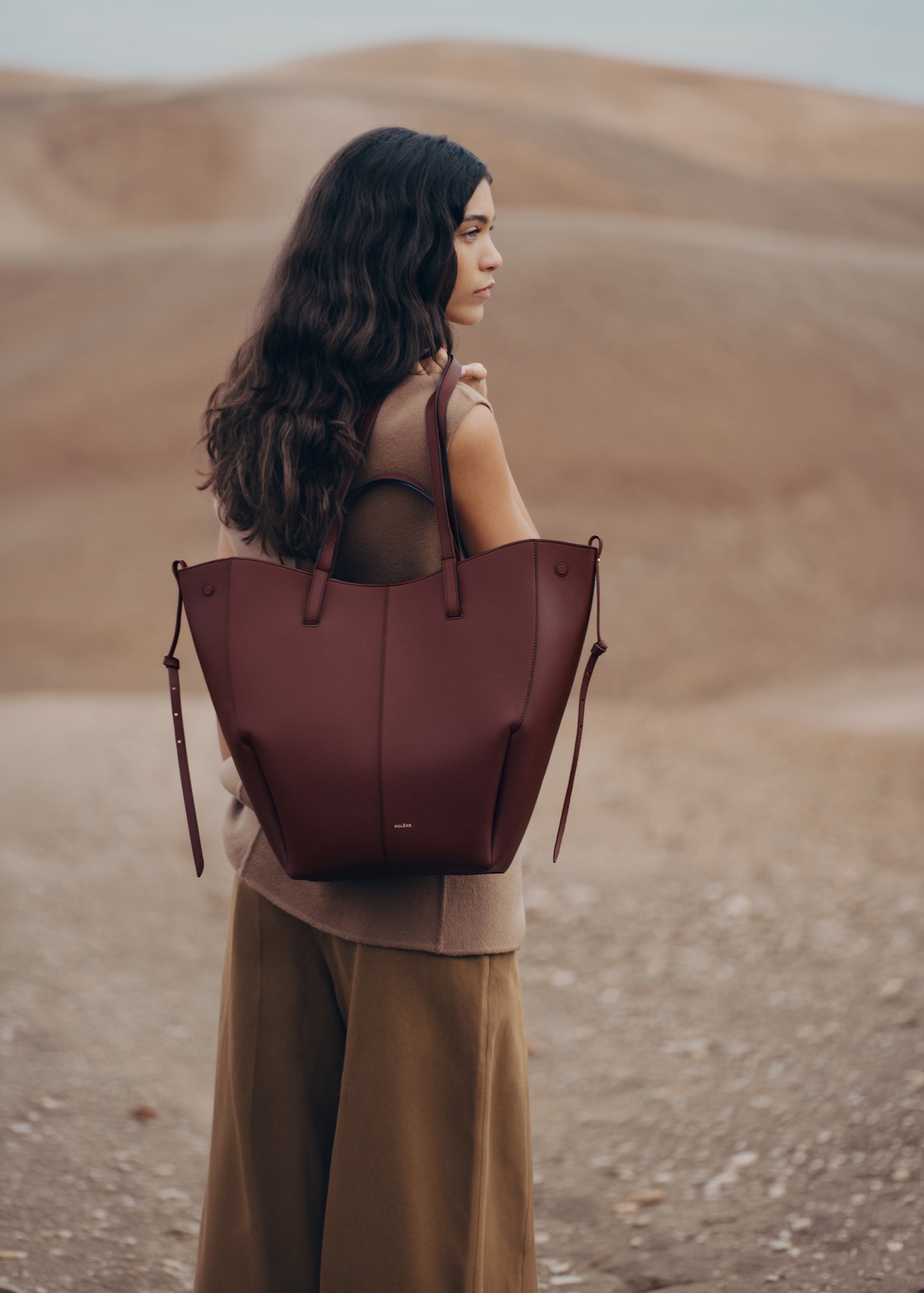 Polène | バッグ - Cyme Tote - テクスチャード ダークチェリー