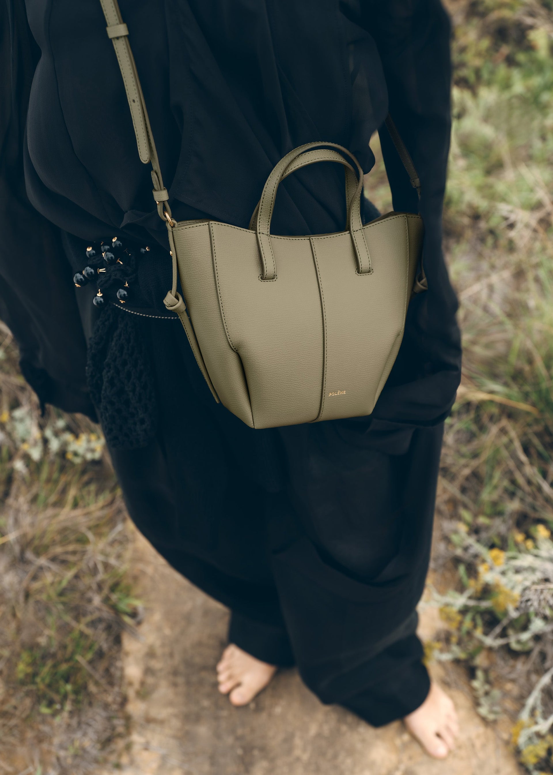 Cyme Tote Nano - テクスチャード リンデン