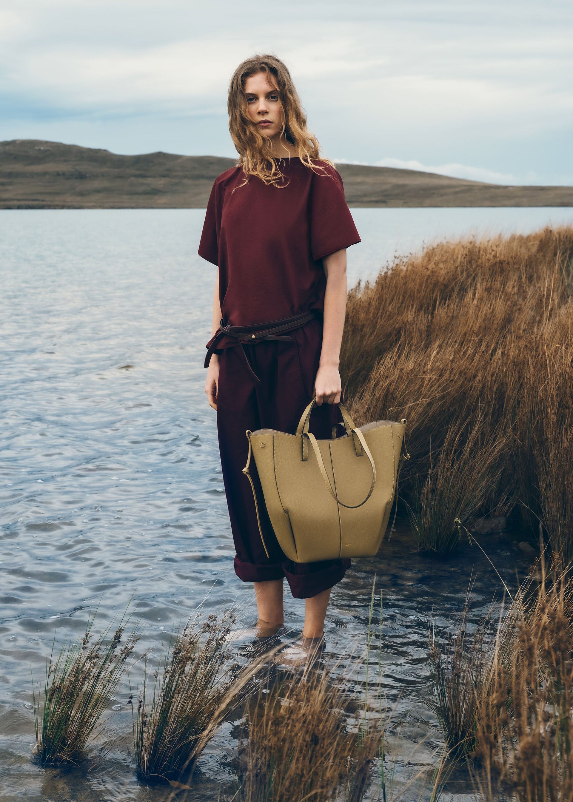 Cyme Tote - テクスチャード スモーキーオリーブ