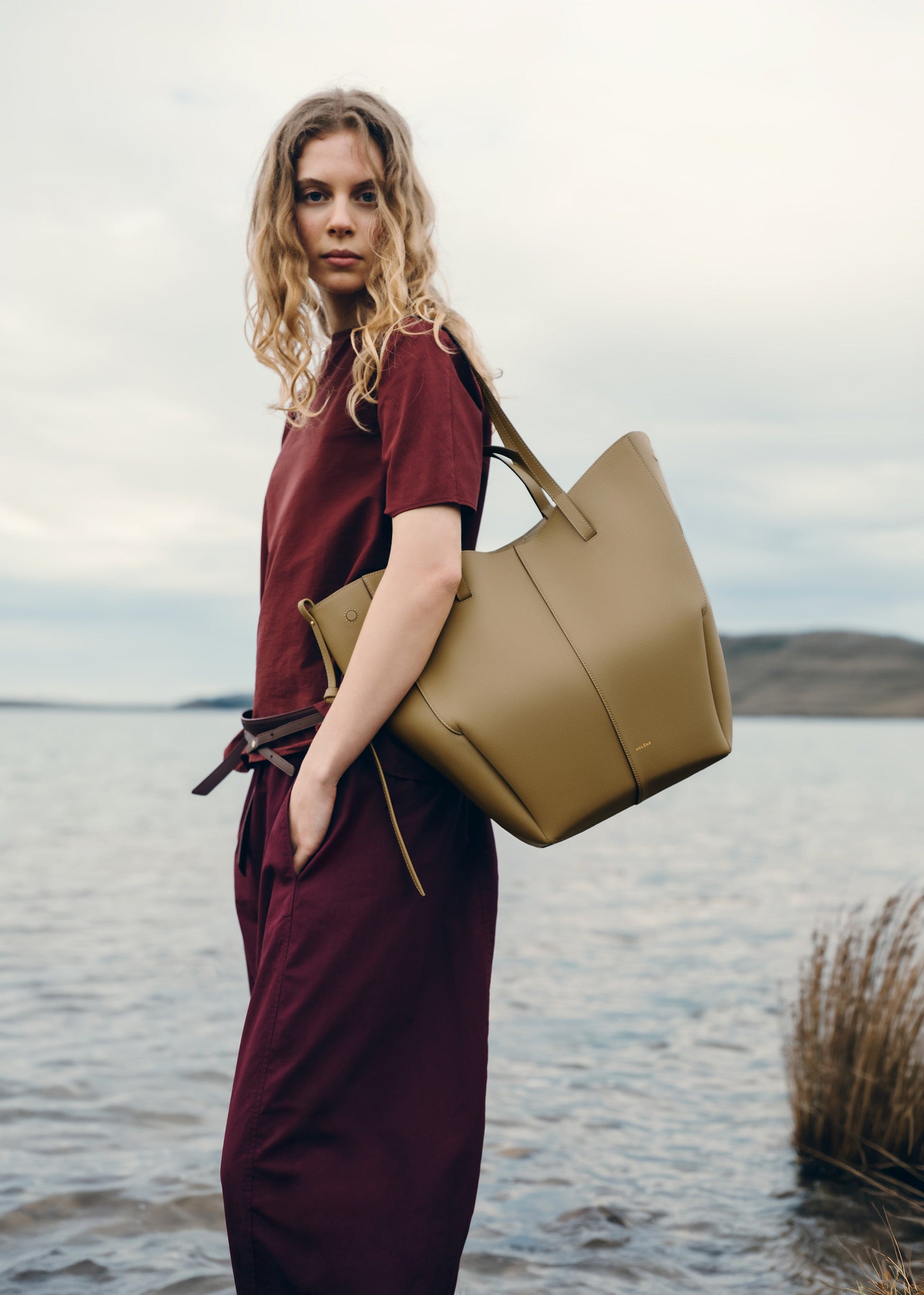 Cyme Tote - テクスチャード スモーキーオリーブ