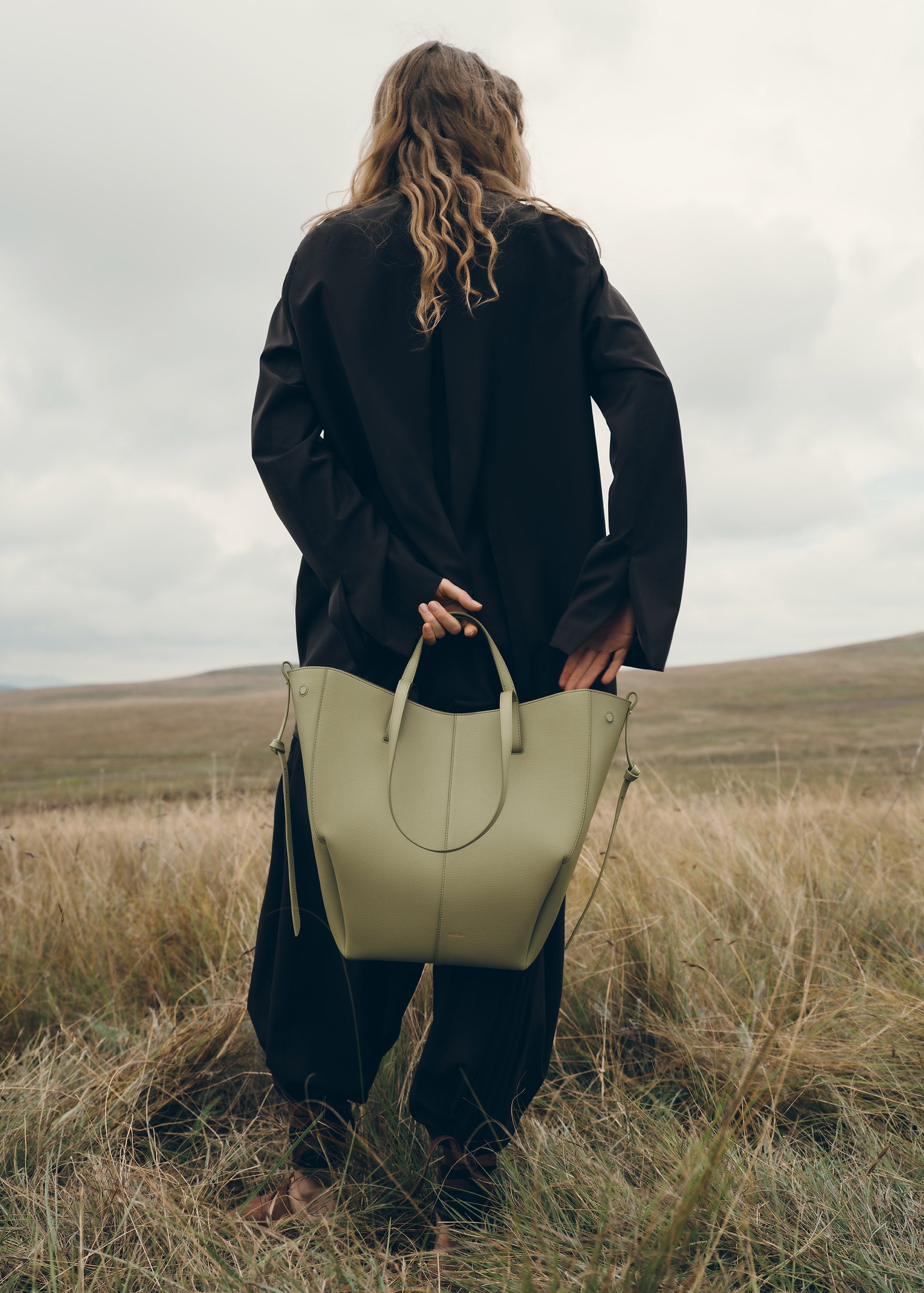 Polène | バッグ - Cyme Tote - テクスチャード リンデン – Polène JP