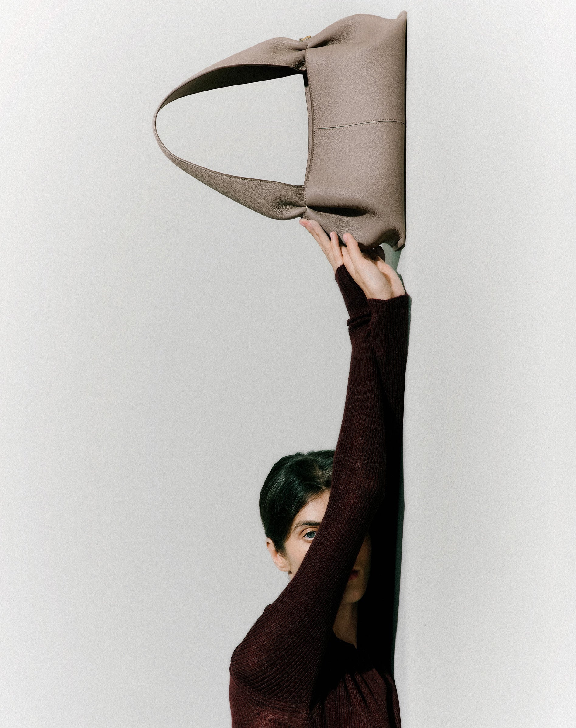 Numéro Neuf East-West – Polène